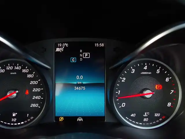 メルセデス・ベンツ Ｃ１８０ 埼玉県 2019(平31)年 3.5万km 黒 アダプティブクルーズコントロール/レーダーセーフティパッケージ/CarPlay/パークセンサー/ブラインドスポットモニター/バックカメラ/純正ナビ/ドラレコ/ETC/Bluetooth