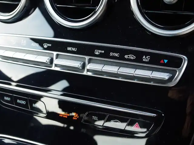 メルセデス・ベンツ Ｃ１８０ 埼玉県 2019(平31)年 3.5万km 黒 アダプティブクルーズコントロール/レーダーセーフティパッケージ/CarPlay/パークセンサー/ブラインドスポットモニター/バックカメラ/純正ナビ/ドラレコ/ETC/Bluetooth