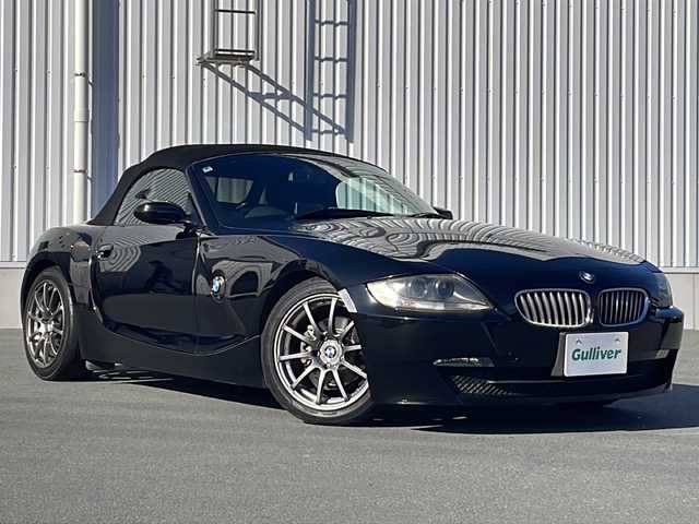 ＢＭＷ Ｚ４ ロードスター 2．5i 三重県 2008(平20)年 9.7万km サファイアブラックP ポータブルナビ/本革シート/ETC/シートヒーター/社外レーダー探知機/LEDヘッドライト/純正17インチAW/電動格納ミラー/禁煙
