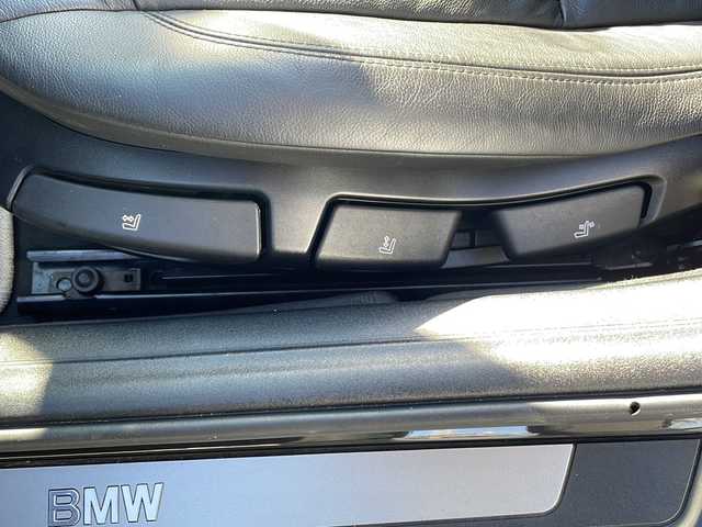 ＢＭＷ Ｚ４ ロードスター 2．5i 三重県 2008(平20)年 9.7万km サファイアブラックP ポータブルナビ/本革シート/ETC/シートヒーター/社外レーダー探知機/LEDヘッドライト/純正17インチAW/電動格納ミラー/禁煙