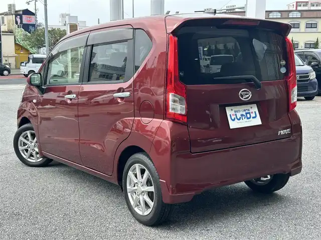 ダイハツ ムーヴ X 沖縄県 2016(平28)年 6.1万km ファイアークォーツレッドM (株)IDOMが運営する【じしゃロンコザ店】の自社ローン対象車両になります。こちらは現金ご利用時の価格です。自社ローンご希望の方は別途その旨お申付け下さい。/・本土仕入/・社外ナビ/・Bluetooth接続/・TV/・DVD再生/・スマートキー/・プッシュスタート/・純正フロアマット/・純正アルミホイール/・オートライト