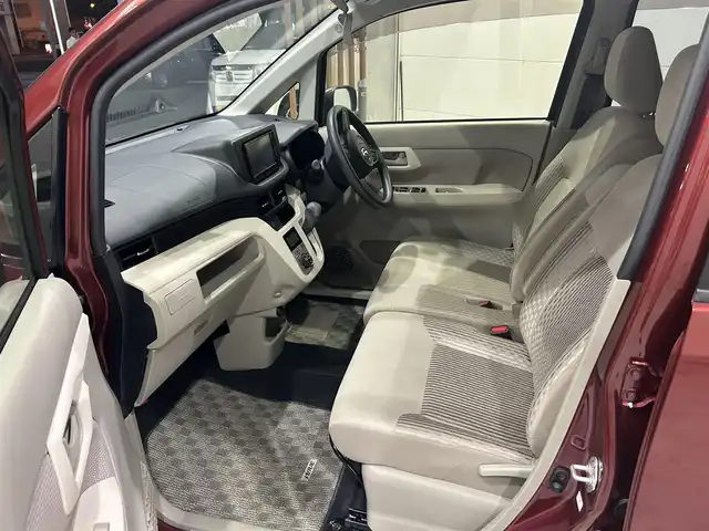 ダイハツ ムーヴ X 沖縄県 2016(平28)年 6.1万km ファイアークォーツレッドM (株)IDOMが運営する【じしゃロンコザ店】の自社ローン対象車両になります。こちらは現金ご利用時の価格です。自社ローンご希望の方は別途その旨お申付け下さい。/・本土仕入/・社外ナビ/・Bluetooth接続/・TV/・DVD再生/・スマートキー/・プッシュスタート/・純正フロアマット/・純正アルミホイール/・オートライト