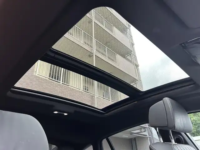 ＢＭＷ Ｘ６ xDrive35d Mスポーツ 大阪府 2020(令2)年 5.6万km サファイアブラックP 純正ナビ/AM/FM/BT/フルセグ/OP スカイラウンジパノラマサンルーフ/OP クラフテッドクリスタルフィニッシュ/OP harman/kardon サウンドサラウンドシステム/OP コンフォートパッケージ/OP プラスパッケージ/パーキングアシストプラス/・PDCパークディスタンスコントロール（F/Rビジュアル表示機能付き）/・パーキングアシスト（並列縦列）/・トップビュー＋3Dビュー/・サイドビューカメラ/・リアビューカメラ/・リバースアシスト/・アクティブPDC/ドライビングアシストプロフェッショナル/・アクティブクルーズコントロール/・レーンディパーチャウオーニング/・ステアリング/レーンコントロールアシスト/・レーンチェンジウオーニング/・衝突回避/衝突軽減ブレーキ/・アクティブサイドコリジョンプロテクション/・レーンチェンジアシスト/・トラフィックサインアシスト/BMWヘッドアップディスプレイ/Msportエキゾーストシステム/BMWコネクテッドドライブプロフェッショナル/アダプティブLEDヘッドライト/スペアキー/取扱説明書/記録簿
