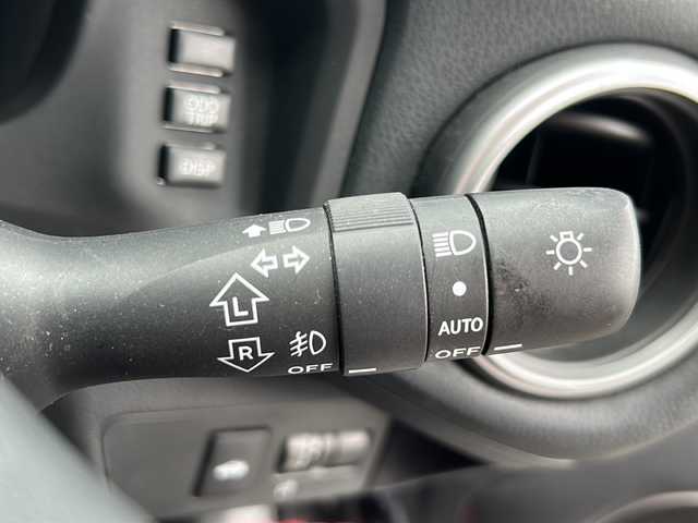 トヨタ ８６ GT 岐阜県 2013(平25)年 8.1万km ダークグレーメタリック 登録時走行距離：80716km/純正SDナビ/バックカメラ/Bluetooth・ワンセグテレビ/コンビステアリング/HIDヘッドライト/オートライト/横滑り防止装置/エアバッグ運転席・助手席/ドライブレコーダー前後/プッシュスタート/スマートキー/スペアキー1本/ETC/純正17インチアルミホイール/純正フロアマット
