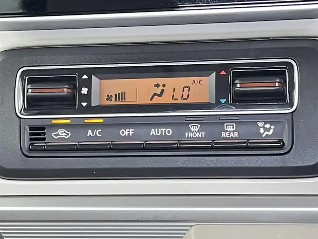スズキ スペーシア HYBRID X 千葉県 2020(令2)年 7.9万km オフブルーメタリック/ホワイト2トーン スズキセーフティサポート/・衝突軽減ブレーキ/・レーンキープアシスト/・コーナーセンサー/・横滑り防止装置/社外7インチSDナビ/CD DVD BT フルセグ/両側パワースライドドア/D席シートヒーター/オートライト/ヘッドライトレベライザー/スリムサーキュレーター/プッシュスタート/スマートキー