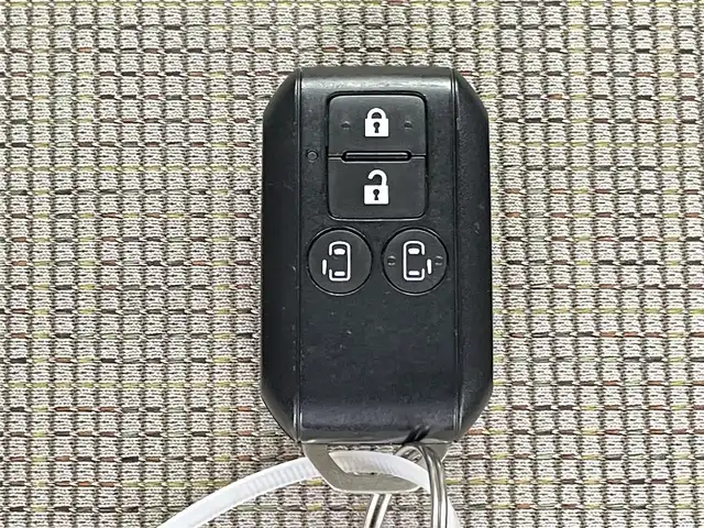 スズキ スペーシア HYBRID X 千葉県 2020(令2)年 7.9万km オフブルーメタリック/ホワイト2トーン スズキセーフティサポート/・衝突軽減ブレーキ/・レーンキープアシスト/・コーナーセンサー/・横滑り防止装置/社外7インチSDナビ/CD DVD BT フルセグ/両側パワースライドドア/D席シートヒーター/オートライト/ヘッドライトレベライザー/スリムサーキュレーター/プッシュスタート/スマートキー