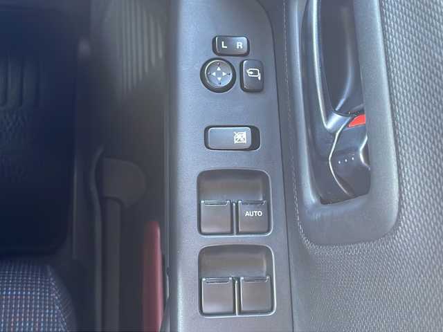 スズキ スペーシア HYBRID G 山口県 2018(平30)年 2.1万km シフォンアイボリーM ワンオーナー　/バックカメラ　/両側スライドドア　/Ｐａｎａｓｏｎｉｃ７型ナビ/AM/FM/CD/DVD/Bluetooth/iPod/スマートキー×２　/オートライト　/コーナーセンサー　/車線逸脱警報　/衝突被害軽減ブレーキ　/純正フロアマット/アイドリングストップ/ドアバイザー/取扱説明書/保証書