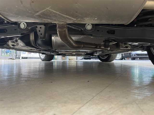 トヨタ カローラツーリング S 愛知県 2020(令2)年 0.6万km シルバーマイカM 〇純正ディスプレイオーディオ（ナビ付）/　ラジオ/BT/〇バックカメラ/〇トヨタセーフティセンス/〇前後ドライブレコーダー/〇ACC/〇LKA/〇BSM/〇ステアリングスイッチ/〇革巻きステアリング/〇純正LEDヘッドライト/〇純正フォグランプ/〇ウインカーミラー/〇純正フロアマット/〇ドアバイザー/〇プライバシーガラス/〇オートハイビームアシスト/〇ヘッドライトレベライザー/〇トノカバー/〇保証書/〇取扱説明書/〇スペアキー