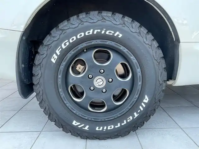 三菱 デリカＤ：５ D－Power package 岡山県 2013(平25)年 10万km ウォームホワイトパール 4WD（切り替え式）/アルパインビックX９インチ/　DVD/BT/CD/アルパインフリップダウンモニター/　（PCX-R3300）/フロントドラレコ/両側電動スライドドア/前2席シートヒーター/オールテレーンタイヤ /   225/70/16 ホワイトレター/社外バンパーガード/ルーフキャリア/パワーアウトレット/　12V/120W/ウインカーミラー/コンビステア/パドルシフト/フォグライト