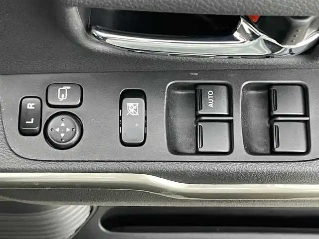 スズキ ハスラー Jスタイル Ⅱ 岡山県 2022(令4)年 1万km フェニックスレッドパール/ソフトベージュメタリック 純正９インチナビ/（CD/DVD/BT/USB/Carplay/フルセグ）/全方位カメラ/追従型クルーズコントロール/シートヒーター（運転席・助手席）/ＬＥＤヘッドライト/オートライト/オートハイビーム/LEDフォグランプ/ドライブレコーダー（前・後）/コーナーセンサー（後）/ルーフレール/純正フロアマット/純正15インチAW/踏み間違い防止/TVキャンセラー/ISOFIX/ステアリングスイッチ/チルトステアリング/シートリフター/シートバックテーブル/ウインカーミラー/ドアバイザー/取扱説明書/スマートキー×2