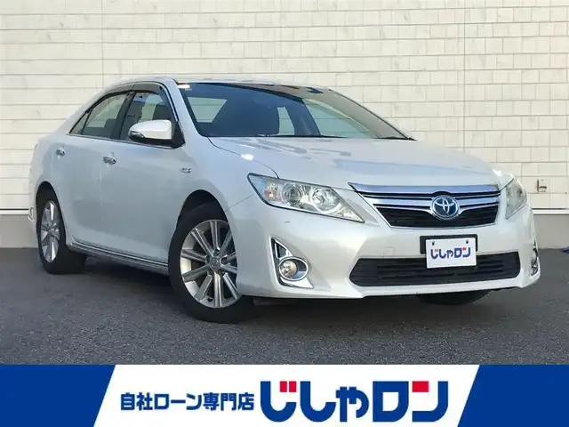 トヨタ カムリ ハイブリット Gパッケージ 栃木県 2012(平24)年 9.9万km ホワイトパールクリスタルシャイン 株)IDOMが運営する【じしゃロン小山店】の自社ローン専用車両になります。こちらは現金またはオートローンご利用時の価格です。自社ローンご希望の方は別途その旨お申付け下さい//ワンオーナー/禁煙車/社外フルセグナビ/（CD/DVD/AM/FMラジオ）/(Bluetooth)/スマートキー/プッシュスタート/バックカメラ/ＥＴＣ/パワーシート/ステアリングリモコン/電動格納ドアミラー/パワーウインドウ/防眩ミラー/オートライト