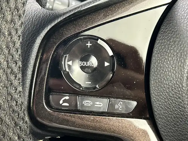 ホンダ Ｎ ＢＯＸ カスタム G L ターボ ホンダセンシング 愛知県 2019(令1)年 4.3万km クリスタルブラックパール 禁煙車/純正8インチナビ/（AM/FM/フルセグTV/Bluetooth/CD/DVD）/シーケンシャルウィンカー/バックカメラ/ホンダセンシング/・衝突軽減ブレーキ/・アダプティブクルーズコントロール/・オートマチックハイビーム/・レーンキープアシスト/・誤発進抑制機能/・標識認識機能/ETC/ドライブレコーダー/パドルシフト/ハーフレザーシート/純正15インチアルミホイール/プッシュスタート/スマートキー/純正フロアマット/LEDヘッドライト/オートライト/フロントフォグランプ/ドアバイザー/電動格納ミラー