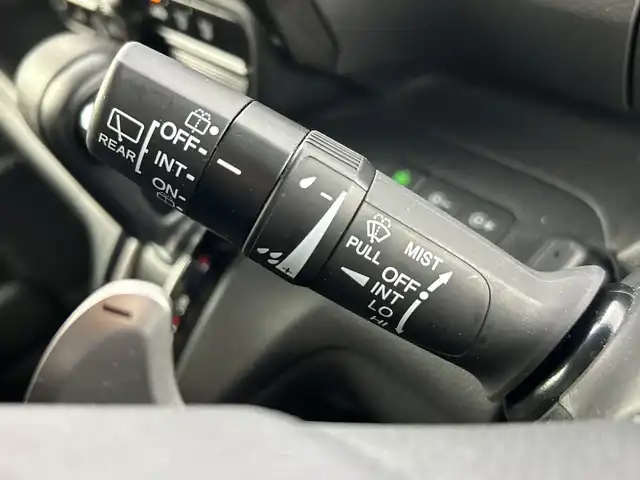ホンダ Ｎ ＢＯＸ カスタム G L ターボ ホンダセンシング 愛知県 2019(令1)年 4.3万km クリスタルブラックパール 禁煙車/純正8インチナビ/（AM/FM/フルセグTV/Bluetooth/CD/DVD）/シーケンシャルウィンカー/バックカメラ/ホンダセンシング/・衝突軽減ブレーキ/・アダプティブクルーズコントロール/・オートマチックハイビーム/・レーンキープアシスト/・誤発進抑制機能/・標識認識機能/ETC/ドライブレコーダー/パドルシフト/ハーフレザーシート/純正15インチアルミホイール/プッシュスタート/スマートキー/純正フロアマット/LEDヘッドライト/オートライト/フロントフォグランプ/ドアバイザー/電動格納ミラー