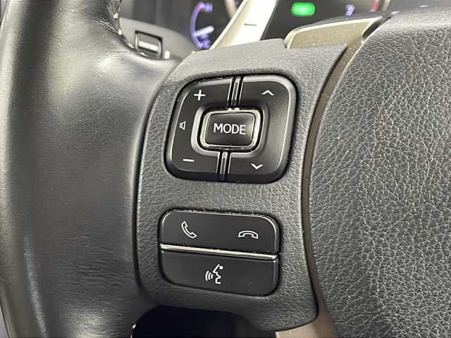 レクサス ＩＳ 300h バージョンL 愛知県 2017(平29)年 9万km ソニッククォーツ 純正10.3型メモリナビ/フルセグTV/CD/DVD(BluRay/BT/USB/AUX/AM/FM/バックカメラ/サンルーフ/レザーシート/シートヒーター＆ベンチレーション　D/N席/パワーシート　D/N席　メモリ付きD席/ビルトインETC2.0 /ドライブレコーダー　/パドルシフト/革巻きステアリング/ステアリングスイッチ/プリクラッシュセーフティ/レーンディパーチャーアラート/BSM/レーダークルーズコントロール/クリアランスソナー/電動サンシェード/LEDオートヘッドライト/プッシュスタート/スマートキー/横滑り防止/ISOFIX/電動格納ミラー/純正フロアマット/純正ドアバイザー/RAYS製18インチAW