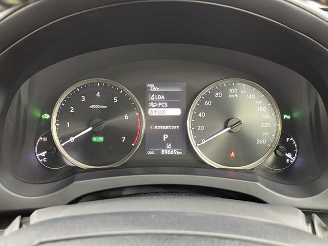 レクサス ＩＳ 300h バージョンL 愛知県 2017(平29)年 9万km ソニッククォーツ 純正10.3型メモリナビ/フルセグTV/CD/DVD(BluRay/BT/USB/AUX/AM/FM/バックカメラ/サンルーフ/レザーシート/シートヒーター＆ベンチレーション　D/N席/パワーシート　D/N席　メモリ付きD席/ビルトインETC2.0 /ドライブレコーダー　/パドルシフト/革巻きステアリング/ステアリングスイッチ/プリクラッシュセーフティ/レーンディパーチャーアラート/BSM/レーダークルーズコントロール/クリアランスソナー/電動サンシェード/LEDオートヘッドライト/プッシュスタート/スマートキー/横滑り防止/ISOFIX/電動格納ミラー/純正フロアマット/純正ドアバイザー/RAYS製18インチAW