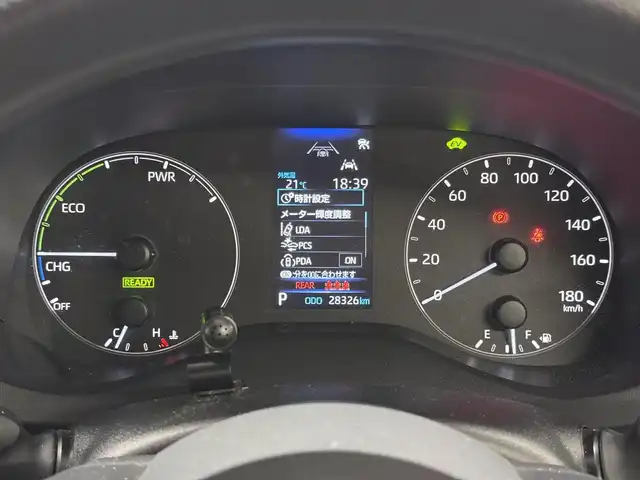 トヨタ ヤリス ハイブリッド X 三重県 2024(令6)年 2.9万km シルバーメタリック ハイブリッド/FF/フロアCVT/純正 CD/USB/iPod レシーバー/（AM/FM/CD/USB/iPod/Bluetooth/AUX）/ドライブレコーダー 前後/Toyota Safety Sense/●プリクラッシュセーフティ［PCS］/●レーンディパーチャーアラート[LDA]/●レーダークルコン（全車速追従機能付）/●オートハイビーム［AHB］/●ロードサインアシスト［RSA］/・先行車発進告知機能［TMN］/・セカンダリーコリジョンブレーキ［SCB］/・プロアクティブドライビングアシスト［PDA］/・クリアランスソナー/・パーキングサポートブレーキ（静止物）/など/装備/・オートライト/・ステアリングスイッチ/・オートエアコン/・電動格納ドアミラー/・パワーウィンドウ（全ドア）/・パワーステアリング/・充電用USB-Cジャックx1/・純正ホイールキャップ＆14インチスチールホイール/・スマートキーx2/など