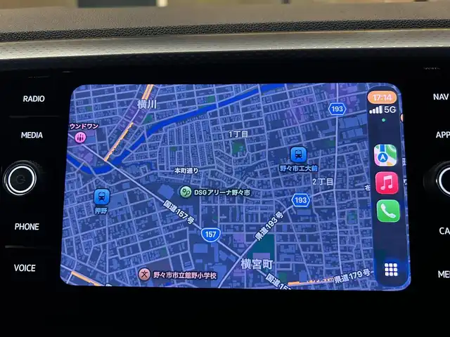 フォルクスワーゲン Ｔ－クロス TSI 1st 石川県 2020(令2)年 2.9万km ディープブラックパールエフェクト ディスカバープロ/純正ナビ/　Bluetooth・CD・DVD・USB・AppleCarPlay・AndroidAuto/フルセグTV/バックカメラ/ETC2.0/ドライブレコーダー/アダプティブクルーズコントロール/ブラインドスポットモニター/ルーフレール/アンチロック・ブレーキ・システム/衝突被害軽減システム/横滑り防止装置/前後コーナーセンサー/盗難防止装置/パーキングアシスト/アイドリングストップ/純正アルミホイール/スマートキー