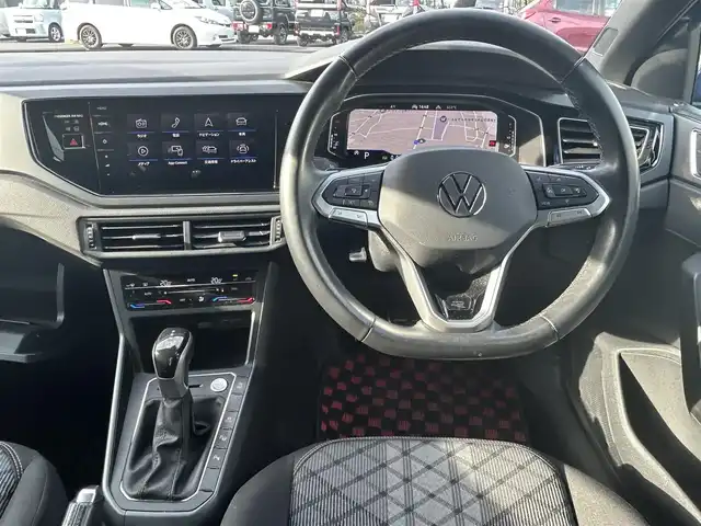 フォルクスワーゲン ＶＷ ポロ TSI Rライン 福島県 2022(令4)年 1.7万km リーフブルーメタリック 純正ナビゲーション/【BT】/リビューカメラ/ビルトインETC/ドライブレコーダー/レーンキープアシストシステム（Lane Assist）/プリクラッシュブレーキシステム（Front Assist）/ドライバー疲労検知システム/（Fatigue Detection System）/パークディスタンスコントロール（フロント・リア）/レーンチェンジアシスト/同一車線内全車速運転支援システム/駐車支援システム/プロアクティブオキュパントプロテクション/ブラインドスポットモニター/ステアリングリモコン/LEDオートライト/LEDフォグランプ/置くだけ充電/純正フロアマット