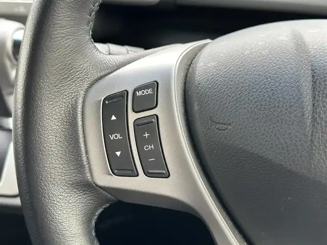 ホンダ フリード ハイブリット ジャストセレクション 島根県 2014(平26)年 7.4万km プレミアムスパークルブラックパール 登録時走行距離73/789Km/両側パワースライドドア/クルーズコントロール/純正メモリナビ【VXM-155VSi】/(DVD/ワンセグTV/Bluetooth)/ステアリングスイッチ/バックカメラ/ビルトインETC/前方ドライブレコーダー/横滑り防止機能/スマートキー/HIDヘッドライト/ウィンカーミラー/スタッドレスタイヤ積込/新車時保証書/取扱説明書