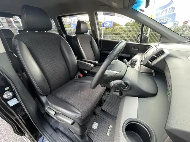 ホンダ フリード ハイブリット ジャストセレクション 兵庫県 2014(平26)年 7.4万km プレミアムスパークルブラックパール (株)IDOMが運営する【じしゃロン神戸名谷店】の自社ローン専用車両になりますこちらは現金またはオートローンご利用時の価格です。自社ローンご希望の方は別途その旨お申付け下さい。/両側パワースライドドア/クルーズコントロール/純正メモリナビ【VXM-155VSi】/(DVD/ワンセグTV/Bluetooth)/ステアリングスイッチ/バックカメラ/ビルトインETC/前方ドライブレコーダー/横滑り防止機能/スマートキー/HIDヘッドライト/ウィンカーミラー/スタッドレスタイヤ積込/新車時保証書/取扱説明書