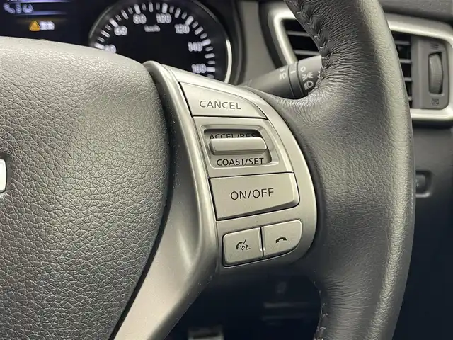 日産 エクストレイル 20X ブラックエクストリーマーX エマB 宮城県 2015(平27)年 4.2万km ダイヤモンドブラック ４ＷＤ　/前後コーナーセンサー/クルーズコントロール　/エマージェンシーブレーキ　/車線逸脱警報　/横滑り防止装置　/ふらつき警報　/盗難防止装置　/ダウンヒルアシストコントロール　/オートライト　/ＬＥＤライト　/前席シートヒーター/防水シート/ステアリングリモコン/レザーステアリング/ミラーヒーター/スペアキー/純正アルミホイール/社外アルミホイールオールシーズンタイヤ積込