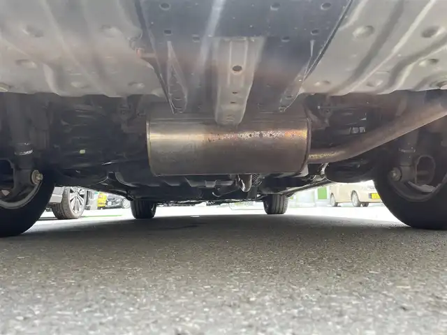 トヨタ ヴォクシー ZS 煌Ⅱ 千葉県 2012(平24)年 8万km ブラック 純正8インチSDナビ/Bluetooth/バックカメラ/フルセグTV/CD・DVD再生/AM・FMラジオ/ETC/両側パワースライドドア/純正後席モニター/純正16インチアルミホイール/LEDヘッドライト/プッシュスタート/スマートキー/スペアキー/取扱説明書＆保証書