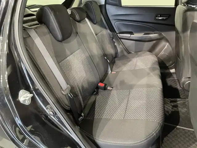 スズキ スイフト HYBRID RS 愛知県 2017(平29)年 5.9万km スーパーブラックパール 純正ナビ/（Bluetooth/AM/FM/フルセグTV/Carplay/CD/DVD）/アラウンドビューモニター/シートヒーター/LEDヘッドライト/ETC/ドライブレコーダー/プッシュスタートボタン/アイドリングストップ/スマートキー/スペアキー1本/純正16インチAW/純正フロアマット