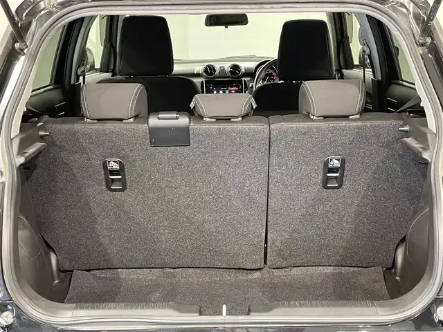 スズキ スイフト HYBRID RS 愛知県 2017(平29)年 5.9万km スーパーブラックパール 純正ナビ/（Bluetooth/AM/FM/フルセグTV/Carplay/CD/DVD）/アラウンドビューモニター/シートヒーター/LEDヘッドライト/ETC/ドライブレコーダー/プッシュスタートボタン/アイドリングストップ/スマートキー/スペアキー1本/純正16インチAW/純正フロアマット