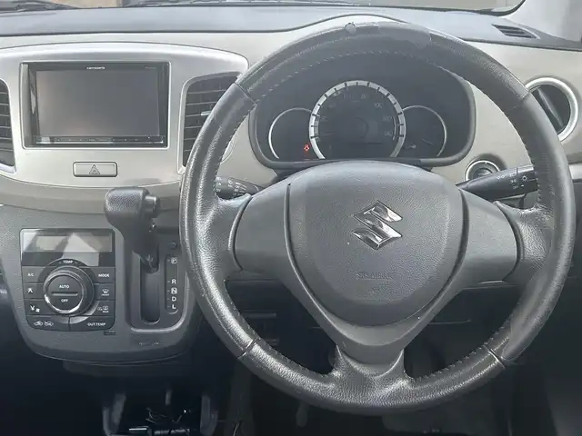 スズキ ワゴンＲ FX－LTD 道東・釧路十勝 2012(平24)年 10.1万km ルナグレーパールメタリック ４WD/SDナビ（carrozzeria)/   (AM，FM，ワンセグTV）/プッシュスタート/D席シートヒーター/アイドリングストップ/ミラーヒーター/純正フロアマッド/ドアバイザー/電格ミラー/ETC/ベンチシート