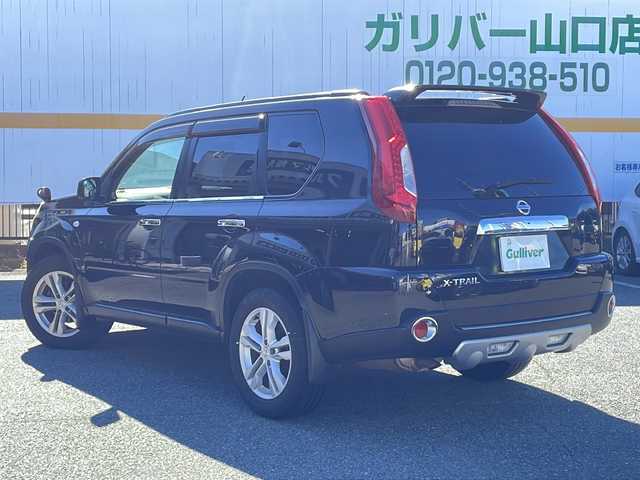 日産 エクストレイル 20X 山口県 2011(平23)年 13.1万km ダイヤモンドブラック 純正HIDヘッドライト/純正フォグランプ/オートライト/純正17インチアルミホイール/革巻きステアリング/防水シート/全席シートヒーター/DAC/ルーフレール/社外ボンネットバイザー/スマートキー/純正フロアマット/トランクマット/純正ドアバイザー/電動格納ドアミラー