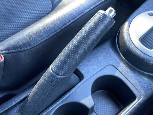 日産 エクストレイル 20X 山口県 2011(平23)年 13.1万km ダイヤモンドブラック 純正HIDヘッドライト/純正フォグランプ/オートライト/純正17インチアルミホイール/革巻きステアリング/防水シート/全席シートヒーター/DAC/ルーフレール/社外ボンネットバイザー/スマートキー/純正フロアマット/トランクマット/純正ドアバイザー/電動格納ドアミラー