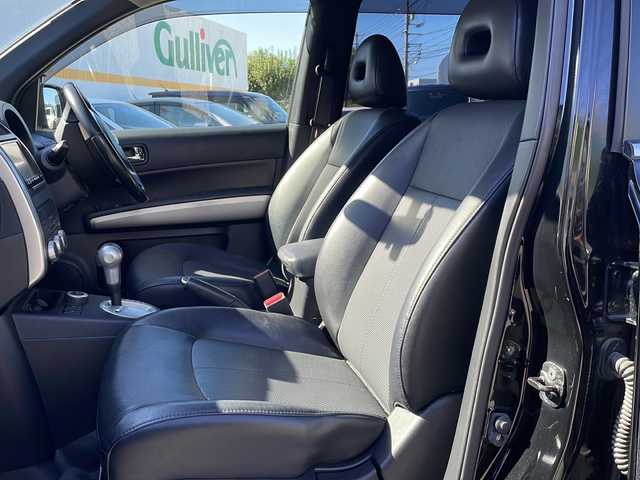 日産 エクストレイル 20X 山口県 2011(平23)年 13.1万km ダイヤモンドブラック 純正HIDヘッドライト/純正フォグランプ/オートライト/純正17インチアルミホイール/革巻きステアリング/防水シート/全席シートヒーター/DAC/ルーフレール/社外ボンネットバイザー/スマートキー/純正フロアマット/トランクマット/純正ドアバイザー/電動格納ドアミラー