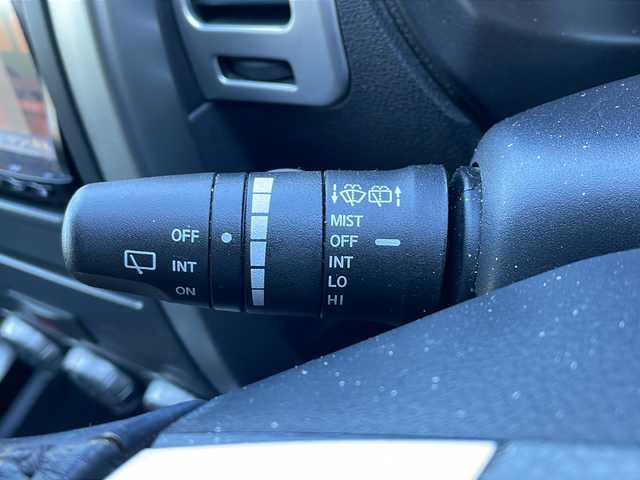 日産 エクストレイル 20X 山口県 2011(平23)年 13.1万km ダイヤモンドブラック 純正HIDヘッドライト/純正フォグランプ/オートライト/純正17インチアルミホイール/革巻きステアリング/防水シート/全席シートヒーター/DAC/ルーフレール/社外ボンネットバイザー/スマートキー/純正フロアマット/トランクマット/純正ドアバイザー/電動格納ドアミラー