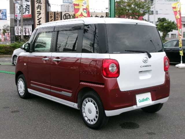 ダイハツ ムーヴ キャンバス ストライプス G 岡山県 2022(令4)年 0.7万km シャイニングホワイトパール/ファイアークォーツレッドメタリック 【 Smart Assist 】/ワンオーナー/純正9インチディスプレイオーディオ/フルセグテレビ/フロント・サイド・バックカメラ/パノラマモニター/Bluetooth/USB/HDMI/両側パワースライドドア/オートライト/フロントソナー・リアソナー/シートヒーター（前席）/スマートキー2個/ETC/純正LED/純正フロアマット/スマートキー2個