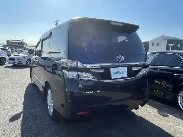 トヨタ ヴェルファイア 2．4Z 香川県 2013(平25)年 10.9万km ブラック 純正8型HDDナビ（NHZN-X62G）/・Bluetooth接続/・フルセグTV/・HDDミュージックサーバー/・CD/DVD/・AM/FM/純正11型後席用モニター（V11T-R62C）/両側電動スライドドア/クリアランスソナー/純正18インチアルミホイール/ビルトインETC/nanoe/オットマン/ステアリングリモコン/純正フロアマット/純正ドアバイザー/３列シート/MTモード付AT/ウォークスルー(2列目)/プッシュスタート/スマートキー