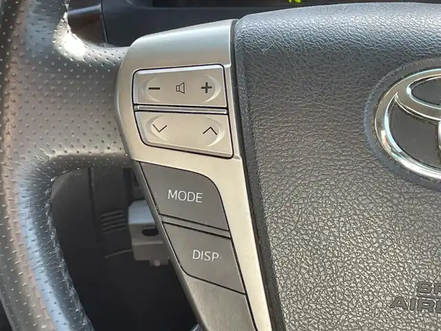 トヨタ ヴェルファイア 2．4Z 香川県 2013(平25)年 10.9万km ブラック 純正8型HDDナビ（NHZN-X62G）/・Bluetooth接続/・フルセグTV/・HDDミュージックサーバー/・CD/DVD/・AM/FM/純正11型後席用モニター（V11T-R62C）/両側電動スライドドア/クリアランスソナー/純正18インチアルミホイール/ビルトインETC/nanoe/オットマン/ステアリングリモコン/純正フロアマット/純正ドアバイザー/３列シート/MTモード付AT/ウォークスルー(2列目)/プッシュスタート/スマートキー