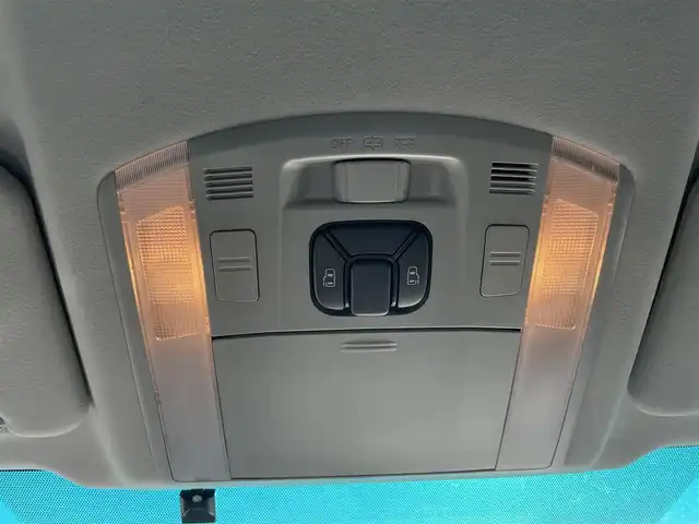 トヨタ ヴェルファイア 2．4Z 香川県 2013(平25)年 10.9万km ブラック 純正8型HDDナビ（NHZN-X62G）/・Bluetooth接続/・フルセグTV/・HDDミュージックサーバー/・CD/DVD/・AM/FM/純正11型後席用モニター（V11T-R62C）/両側電動スライドドア/クリアランスソナー/純正18インチアルミホイール/ビルトインETC/nanoe/オットマン/ステアリングリモコン/純正フロアマット/純正ドアバイザー/３列シート/MTモード付AT/ウォークスルー(2列目)/プッシュスタート/スマートキー