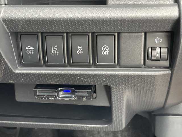 スズキ ハスラー G 沖縄県 2019(平31)年 8.1万km アクティブイエロー/ブラック2トーンルーフ ケンウッドナビ　【MDV-D407BTW】/　（ＴＶ　Ｂｌｕｅｔｏｏｔｈ　DVD　CD）/ドライブレコーダー　/プッシュスタート　/スマートキー　/ＬＥＤヘッドライト　/シートヒーター　/アイドリングストップ　/オートエアコン　/パワーウィンドウ　/パワーステアリング