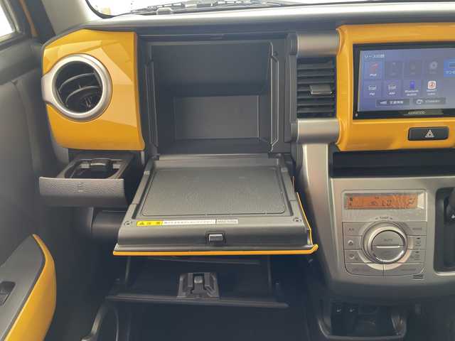 スズキ ハスラー G 沖縄県 2019(平31)年 8.1万km アクティブイエロー/ブラック2トーンルーフ ケンウッドナビ　【MDV-D407BTW】/　（ＴＶ　Ｂｌｕｅｔｏｏｔｈ　DVD　CD）/ドライブレコーダー　/プッシュスタート　/スマートキー　/ＬＥＤヘッドライト　/シートヒーター　/アイドリングストップ　/オートエアコン　/パワーウィンドウ　/パワーステアリング