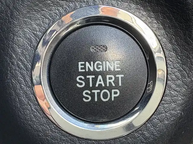 トヨタ クラウン アスリート プレミアムエディション 滋賀県 2008(平20)年 7.2万km ホワイトパールクリスタルシャイン 純正18インチナビ/・フルセグTV/・Bluetooth/・CD/・MD/バックカメラ/電動リアゲート/クルーズコントロール/パワーシート/アダプティブフロントライティングシステム/オートライト/プッシュスタート/ステアリングリモコン/横滑り防止機能/コーナーセンサー