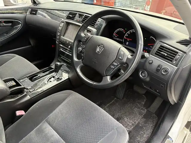 トヨタ クラウン アスリート プレミアムエディション 滋賀県 2008(平20)年 7.2万km ホワイトパールクリスタルシャイン 純正18インチナビ/・フルセグTV/・Bluetooth/・CD/・MD/バックカメラ/電動リアゲート/クルーズコントロール/パワーシート/アダプティブフロントライティングシステム/オートライト/プッシュスタート/ステアリングリモコン/横滑り防止機能/コーナーセンサー