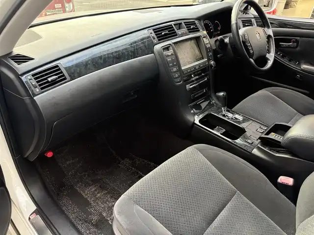 トヨタ クラウン アスリート プレミアムエディション 滋賀県 2008(平20)年 7.2万km ホワイトパールクリスタルシャイン 純正18インチナビ/・フルセグTV/・Bluetooth/・CD/・MD/バックカメラ/電動リアゲート/クルーズコントロール/パワーシート/アダプティブフロントライティングシステム/オートライト/プッシュスタート/ステアリングリモコン/横滑り防止機能/コーナーセンサー