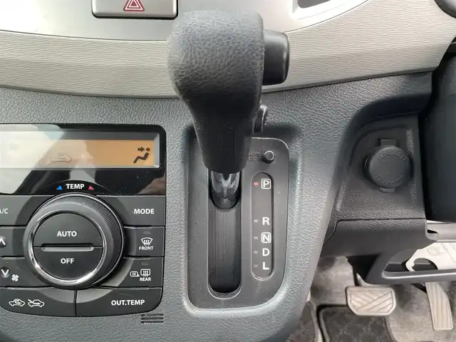 スズキ ワゴンＲ FX 青森県 2016(平28)年 3.1万km スペリアホワイト 純正オーディオ/CD再生　AM　FM　AUX接続/前席シートヒーター/アイドリングストップ/ヘッドライトレベライザー/ドアバイザー/電格ミラー/社外AW付冬タイヤ4本車載