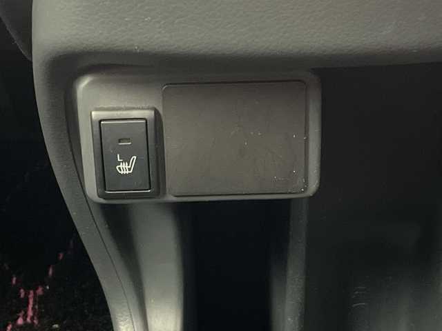 スズキ ハスラー X 沖縄県 2017(平29)年 6.5万km キャンディピンクメタリック/ホワイト2トーンルーフ 純正８インチナビ/　(ＣＤ　ＤＶＤ　フルセグＴＶ　Ｂｌｕｅｔｏｏｔｈ)/バックカメラ/デュアルカメラブレーキサポート/前席シートヒーター/アイドリングストップ/オートライト/純正アルミホイール/純正ドアバイザー/社外フロアマット/プッシュスタート/スマートキー/スペアキー有り