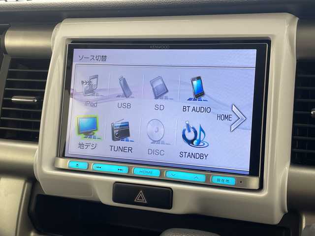 スズキ ハスラー X 沖縄県 2017(平29)年 6.5万km キャンディピンクメタリック/ホワイト2トーンルーフ 純正８インチナビ/　(ＣＤ　ＤＶＤ　フルセグＴＶ　Ｂｌｕｅｔｏｏｔｈ)/バックカメラ/デュアルカメラブレーキサポート/前席シートヒーター/アイドリングストップ/オートライト/純正アルミホイール/純正ドアバイザー/社外フロアマット/プッシュスタート/スマートキー/スペアキー有り