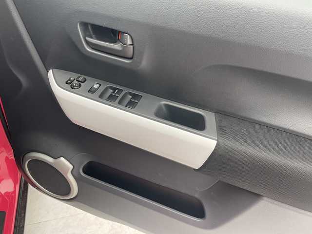 スズキ ハスラー X 沖縄県 2017(平29)年 6.5万km キャンディピンクメタリック/ホワイト2トーンルーフ 純正８インチナビ/　(ＣＤ　ＤＶＤ　フルセグＴＶ　Ｂｌｕｅｔｏｏｔｈ)/バックカメラ/デュアルカメラブレーキサポート/前席シートヒーター/アイドリングストップ/オートライト/純正アルミホイール/純正ドアバイザー/社外フロアマット/プッシュスタート/スマートキー/スペアキー有り