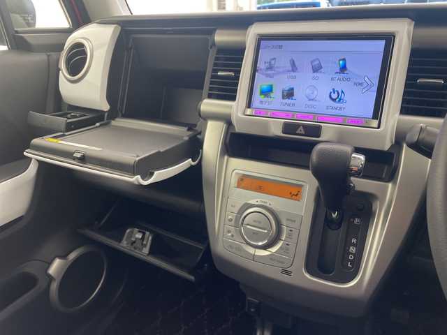 スズキ ハスラー X 沖縄県 2017(平29)年 6.5万km キャンディピンクメタリック/ホワイト2トーンルーフ 純正８インチナビ/　(ＣＤ　ＤＶＤ　フルセグＴＶ　Ｂｌｕｅｔｏｏｔｈ)/バックカメラ/デュアルカメラブレーキサポート/前席シートヒーター/アイドリングストップ/オートライト/純正アルミホイール/純正ドアバイザー/社外フロアマット/プッシュスタート/スマートキー/スペアキー有り