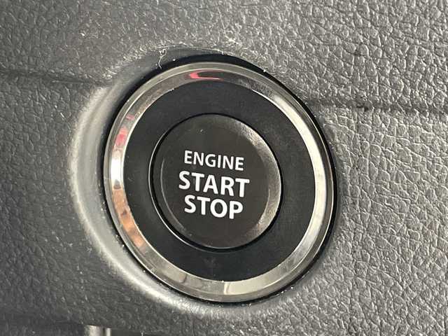 スズキ ハスラー X 沖縄県 2017(平29)年 6.5万km キャンディピンクメタリック/ホワイト2トーンルーフ 純正８インチナビ/　(ＣＤ　ＤＶＤ　フルセグＴＶ　Ｂｌｕｅｔｏｏｔｈ)/バックカメラ/デュアルカメラブレーキサポート/前席シートヒーター/アイドリングストップ/オートライト/純正アルミホイール/純正ドアバイザー/社外フロアマット/プッシュスタート/スマートキー/スペアキー有り