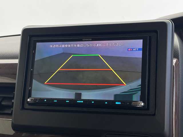 ホンダ Ｎ ＢＯＸ G･L ホンダセンシング カッパーブラウンスタイル 鹿児島県 2018(平30)年 6.3万km プラチナホワイトパール 社外ナビ/(BT/CD/DVD/AM/FM/フルセグTV)/ホンダセンシング/先行車発進お知らせ機能/誤発進抑制機能/衝突軽減ブレーキ/レーンキープアシスト/レーダークルーズコントロール/両側パワースライドドア/チップアップシート/前方ドライブレコーダー/ベンチシート/後方コーナーセンサー/オートマチックハイビーム/ビルトインETC/アイドリングストップ/ステアリングスイッチ/純正LEDヘッドライト/純正フロアマット/保証書/取扱説明書