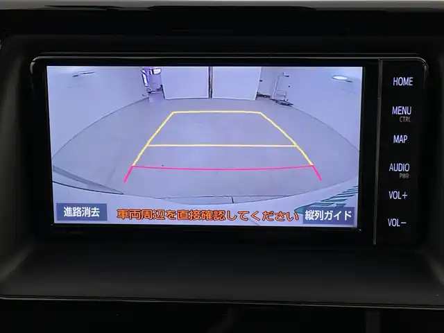 トヨタ エスクァイア Gi 新潟県 2018(平30)年 4.3万km ホワイトパールクリスタルシャイン 衝突被害軽減ブレーキ/レーンキープアシスト/純正７インチナビ/　（フルセグTV/BT/CD/DVD/AM/FM）/バックカメラ/両側パワースライドドア/クルーズコントロール/LEDヘッドライト/革シート/シートヒーター/純正15インチアルミホイール/アイドリングストップ/スマートキー/ビルトインETC